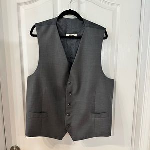 Medium Gray Sharkskin Vest 50 Regular